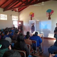 Estudiantes y docentes de Ypejhú se unen para promover relaciones saludables y prevenir la violencia desde el noviazgo